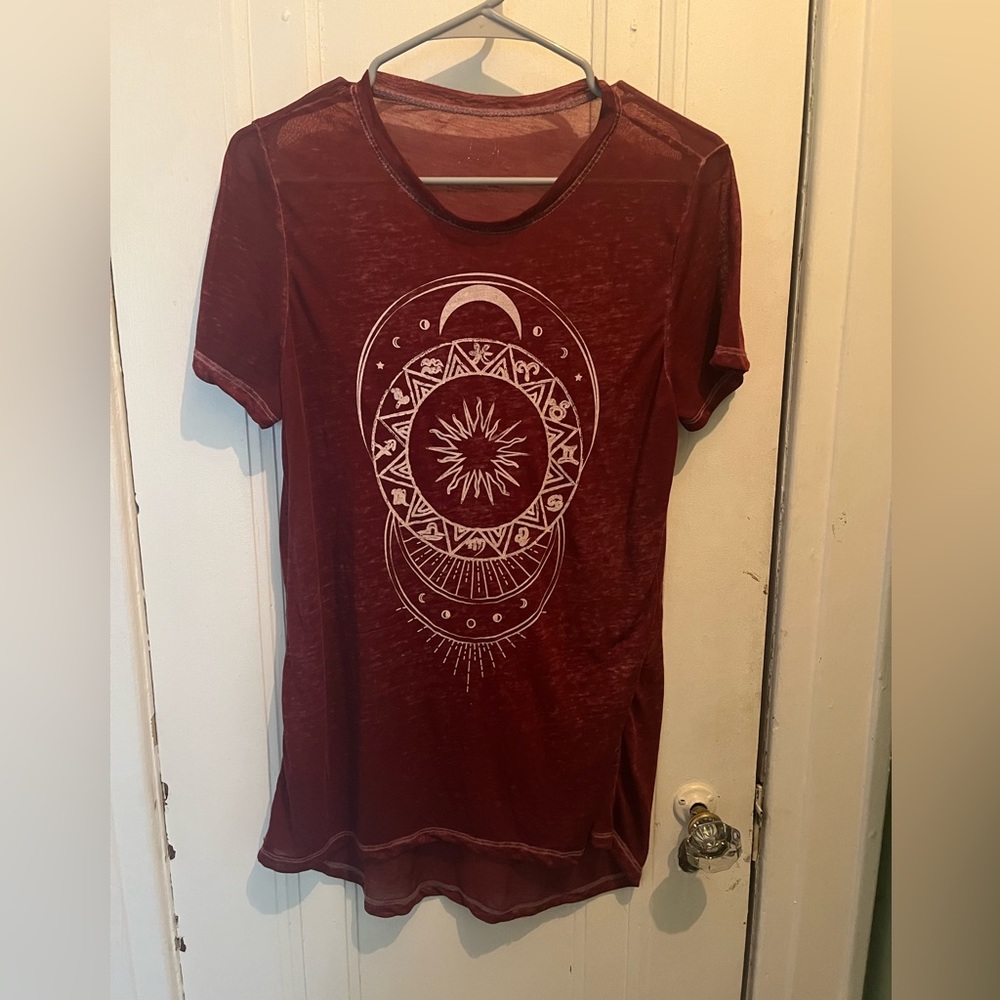 LOL! Vintage Red Pattern Short Sleeve